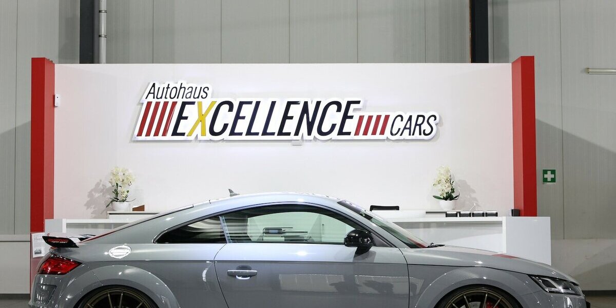 Audi TT RS COUPE 2.5 TFSI QUATTRO NARDO+BLACK+GOLD 40.000 km 55.555 &euro; Hamm 59077