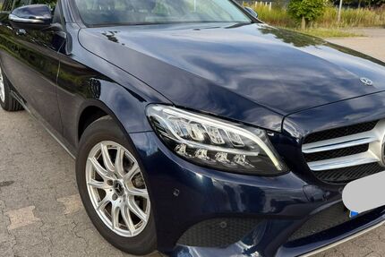 Mercedes-Benz C 180 102.600 km 18.900 € Hohberg 77749