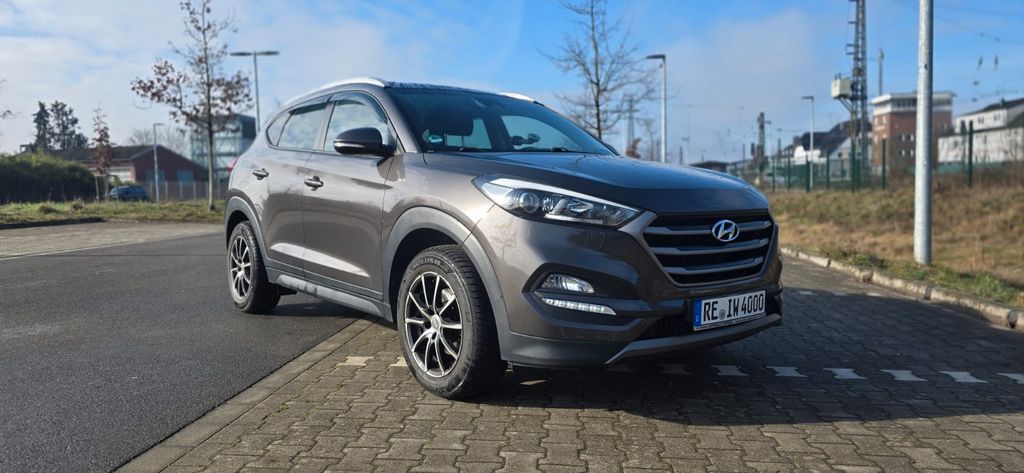 Hyundai TUCSON 84.000 km 13.900 &euro; Haltern am See 45721