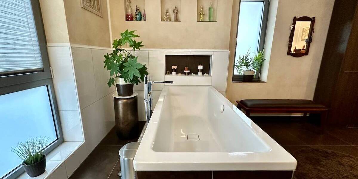 Mehrfamilienhaus, Wohnhaus Neuss Rosellen - 1 Zimmer, 370 m&sup2;, 1.493.000&euro; | Angebot:26684470