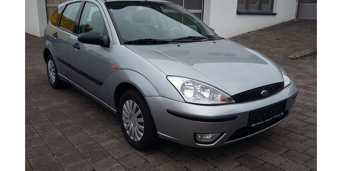 Ford Focus 104.000 km 4.590 &euro; Metzingen 72555