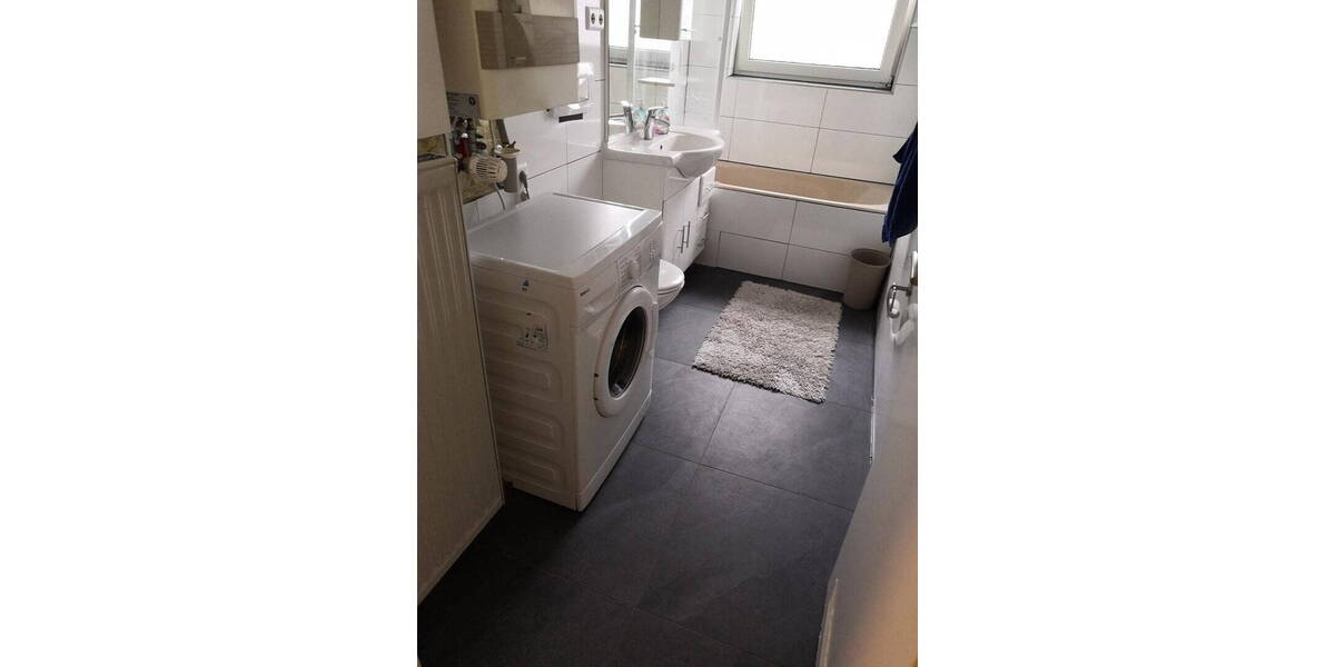 Etagenwohnung Stuttgart Zuffenhausen - 3 Zimmer, 62 m&sup2;, 270.000&euro; | Angebot:26699023