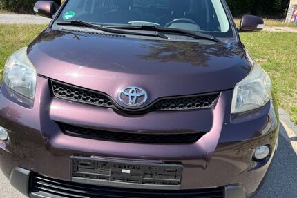 Toyota Urban Cruiser 185.000 km 5.500 &euro; Dresden 01097