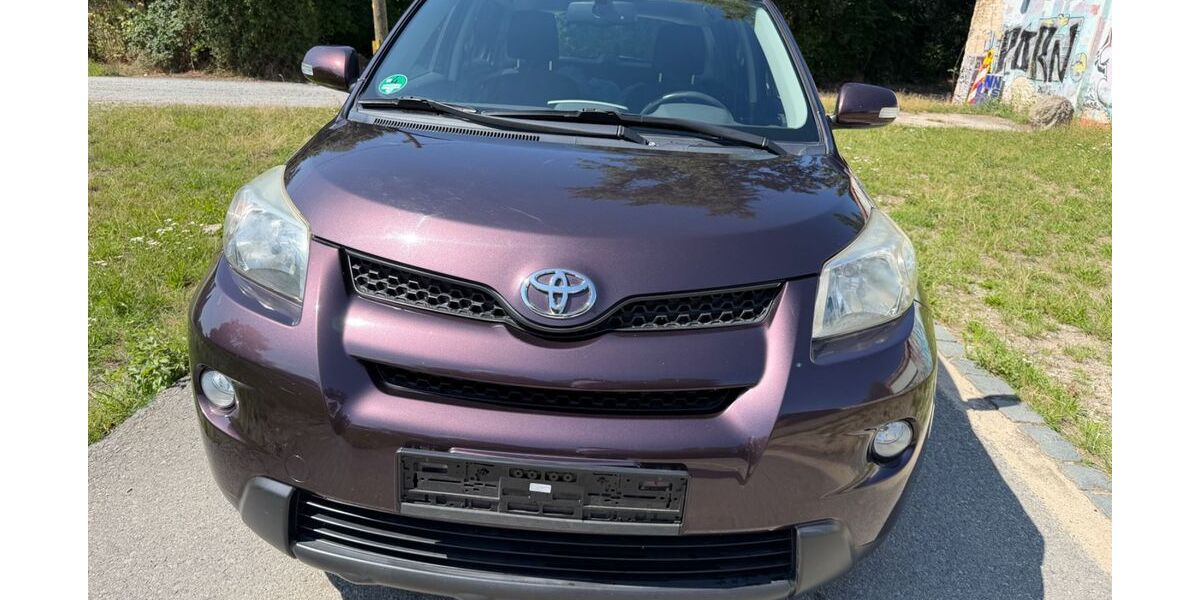 Toyota Urban Cruiser 185.000 km 5.500 &euro; Dresden 01097