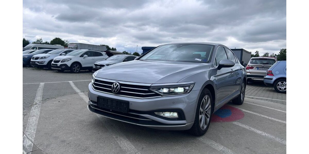 VW Passat 168.000 km 16.500 &euro; Mittenwalde 15749