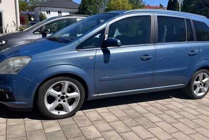 Opel Zafira 220.000 km 3.700 &euro; Erding 85435