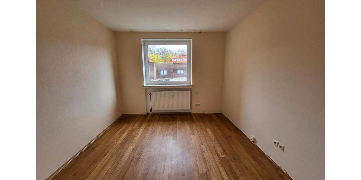 Etagenwohnung Hameln Kernstadt - 4 Zimmer, 100 m&sup2;, 189.000&euro; | Angebot:26270147