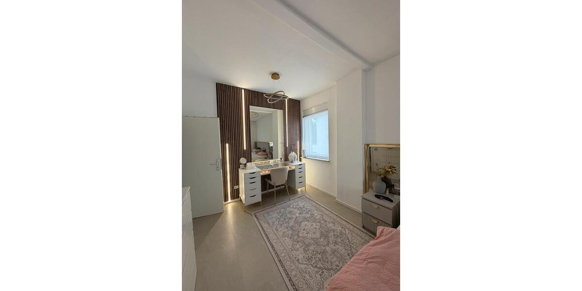 Kernsanierte Doppelhaushälfte mit Garten,Garage&SmartHome 4 zimmer