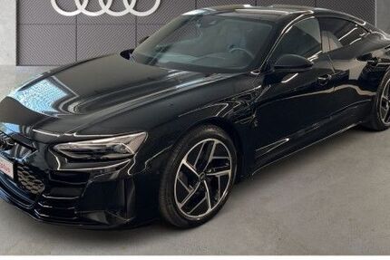 Audi e-tron GT 33.280 km 65.880 &euro; Frankfurt am Main 60314
