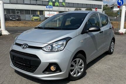 Hyundai i10 15.735 km 7.690 &euro; Würzburg 97076