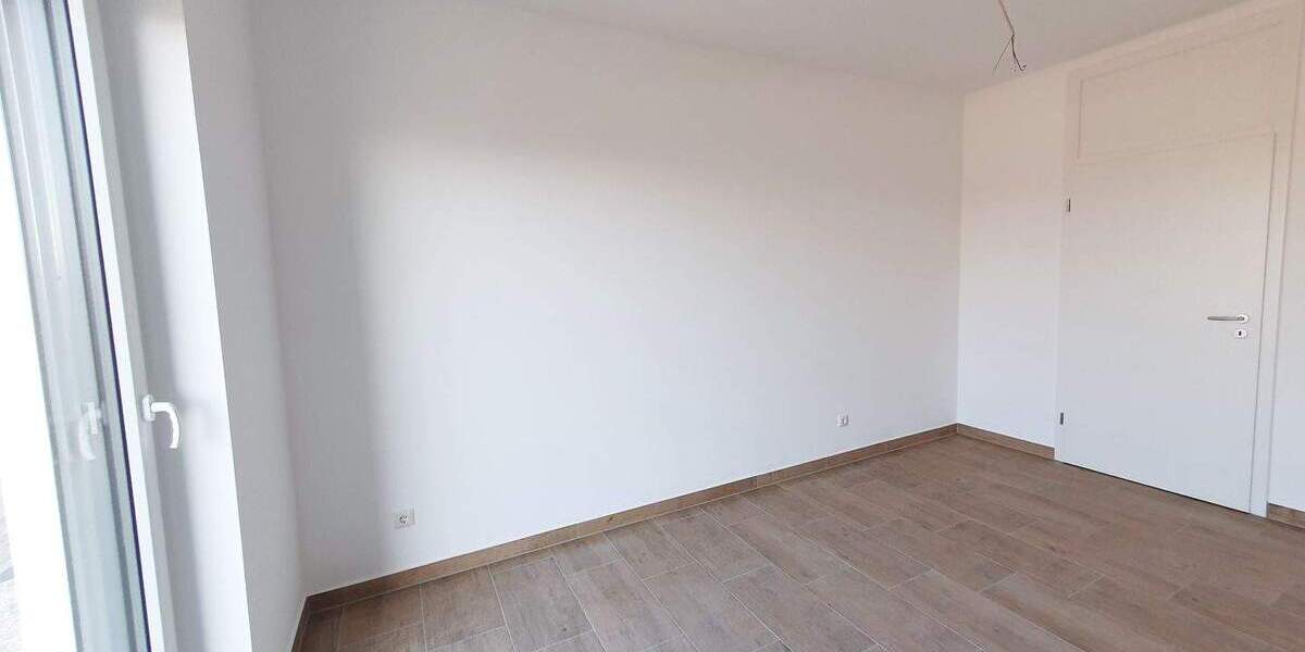 Bungalow Löbnitz - 4 Zimmer, 110 m&sup2;, 1.500&euro; | Angebot:25665788