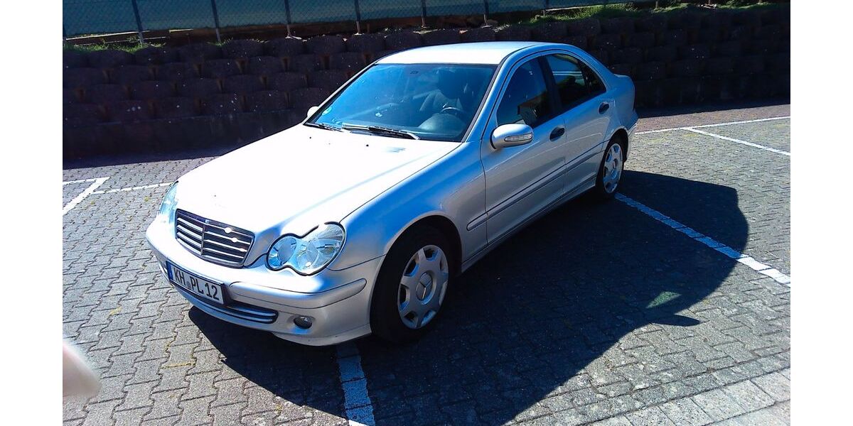 Mercedes-Benz C 180 206.000 km 2.999 &euro; Hargesheim 55595