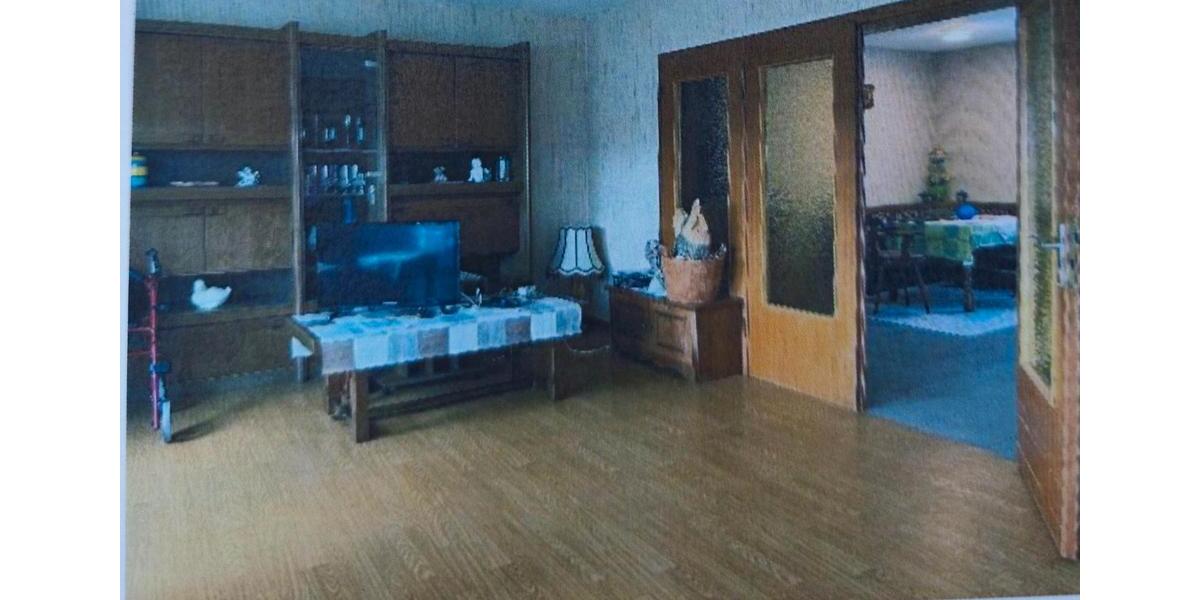 Einfamilienhaus Burbach - 9 Zimmer, 180 m&sup2;, 360.000&euro; | Angebot:26766273