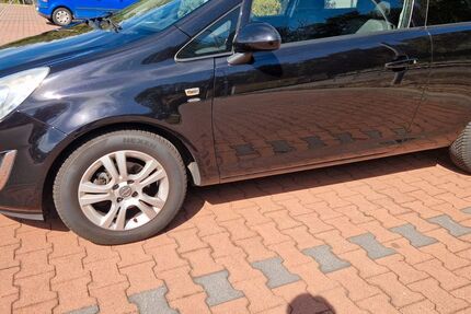 Opel Corsa 144.000 km 2.999 &euro; Heilbronn 74076