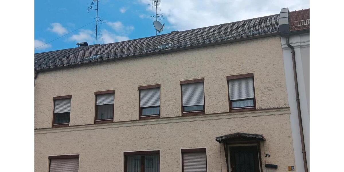 Reihenhaus Osterhofen - 8 Zimmer, 160 m&sup2;, 222.000&euro; | Angebot:26991776