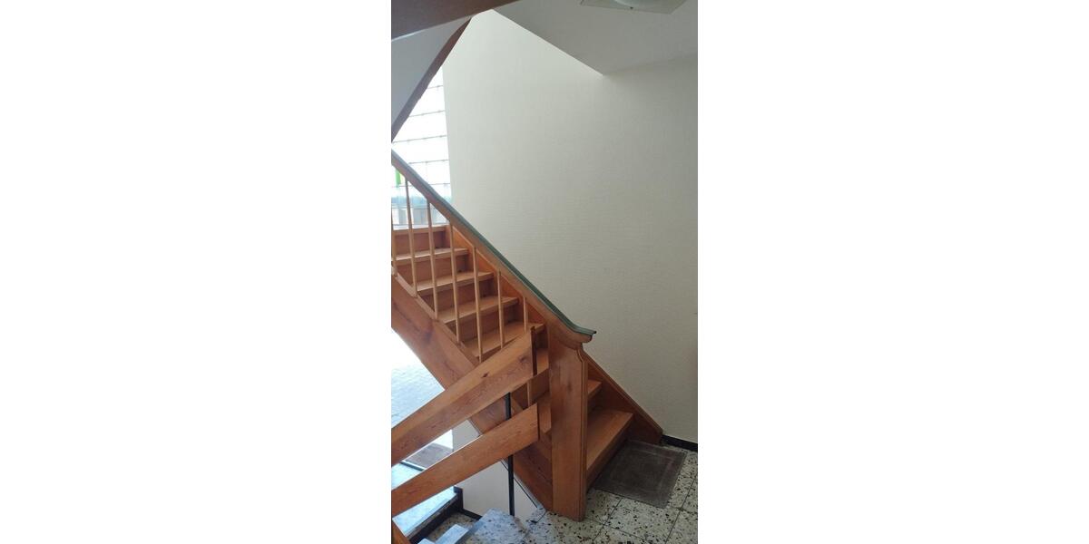 Mehrfamilienhaus, Wohnhaus Frickenhausen - 8 Zimmer, 150 m&sup2;, 610.000&euro; | Angebot:26990155
