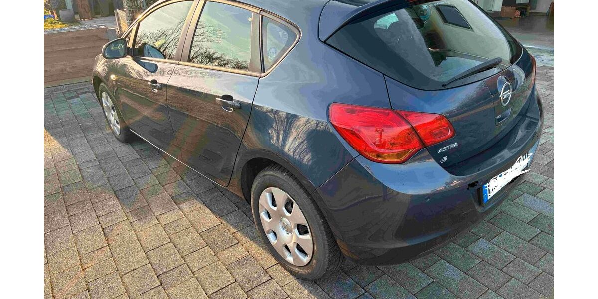 Opel Astra 160.000 km 3.250 &euro; Bruckberg 84079