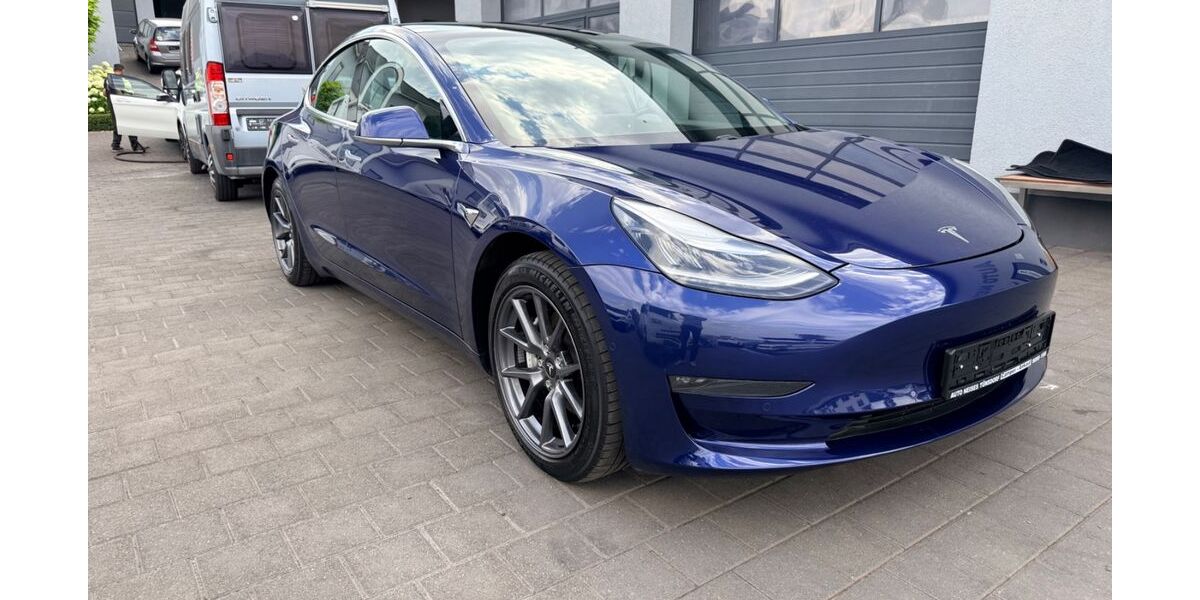 Tesla Model 3 140.100 km 19.950 &euro; Tünsdorf 66693