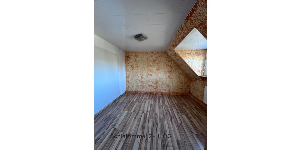 Einfamilienhaus Bergneustadt - 4.5 Zimmer, 130 m&sup2;, 245.000&euro; | Angebot:26415030