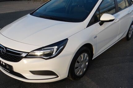 Opel Astra 98.000 km 9.900 € Rosstal 90574