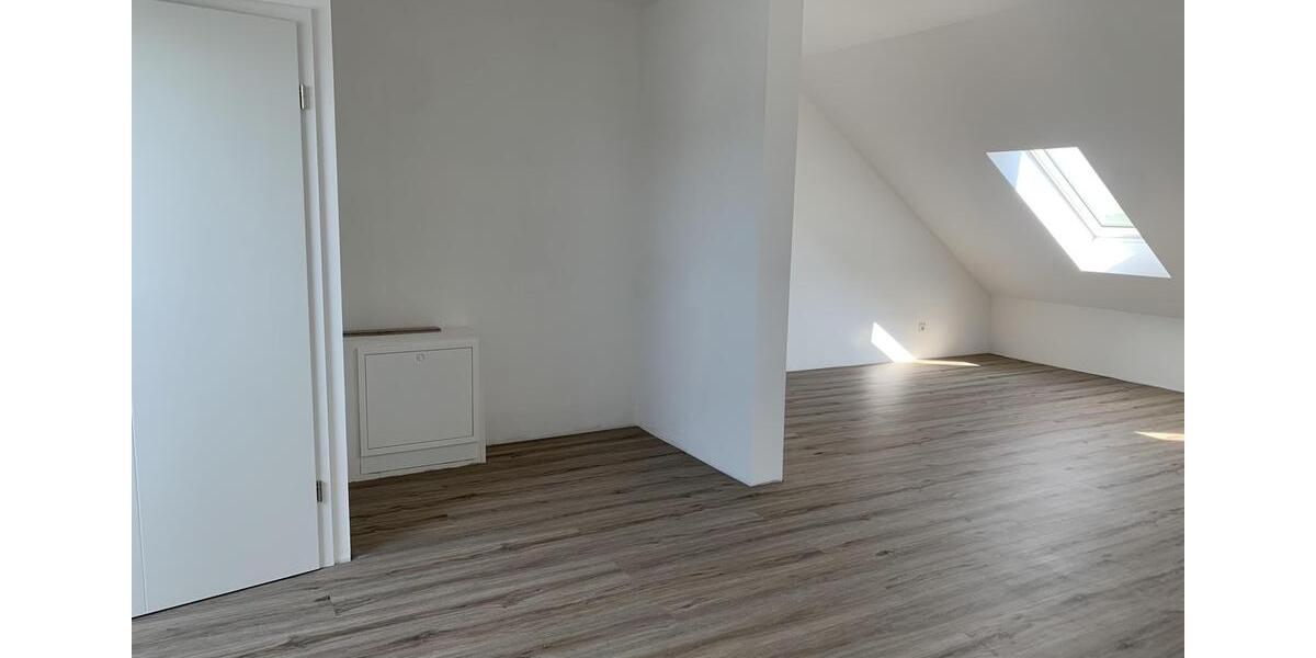 Reihenhaus Willich - 4 Zimmer, 172 m&sup2;, 1.989&euro; | Angebot:24816553