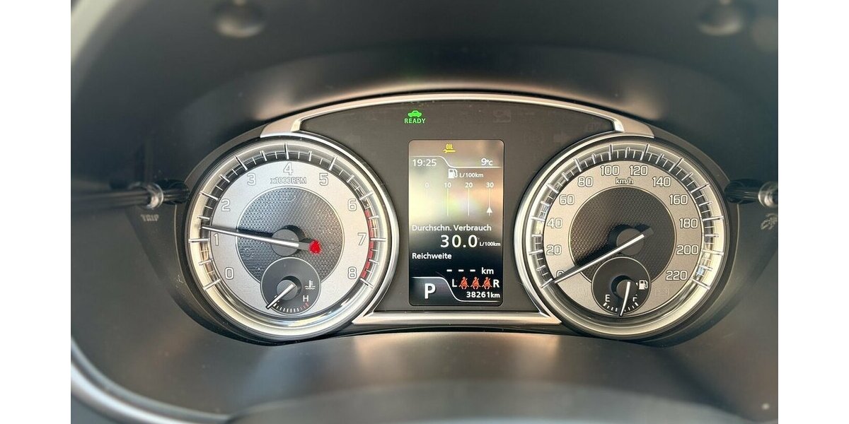 Suzuki Vitara 1.4 Hybrid 4x2 / Automatik / Kamera 35.000 km 21.490 &euro; Mönchengladbach 41066