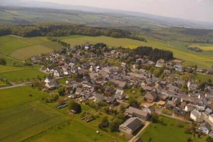 Haus Schönborn - 2.5 Zimmer, 70 m&sup2;, 800&euro; | Angebot:25282918