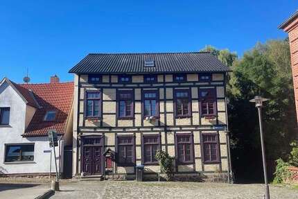 Wohnung zum Kaufen in Lübz 100.000 € 106 m²