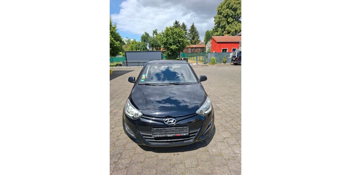 Hyundai i20 161.860 km 3.900 &euro; Waltrop 45731