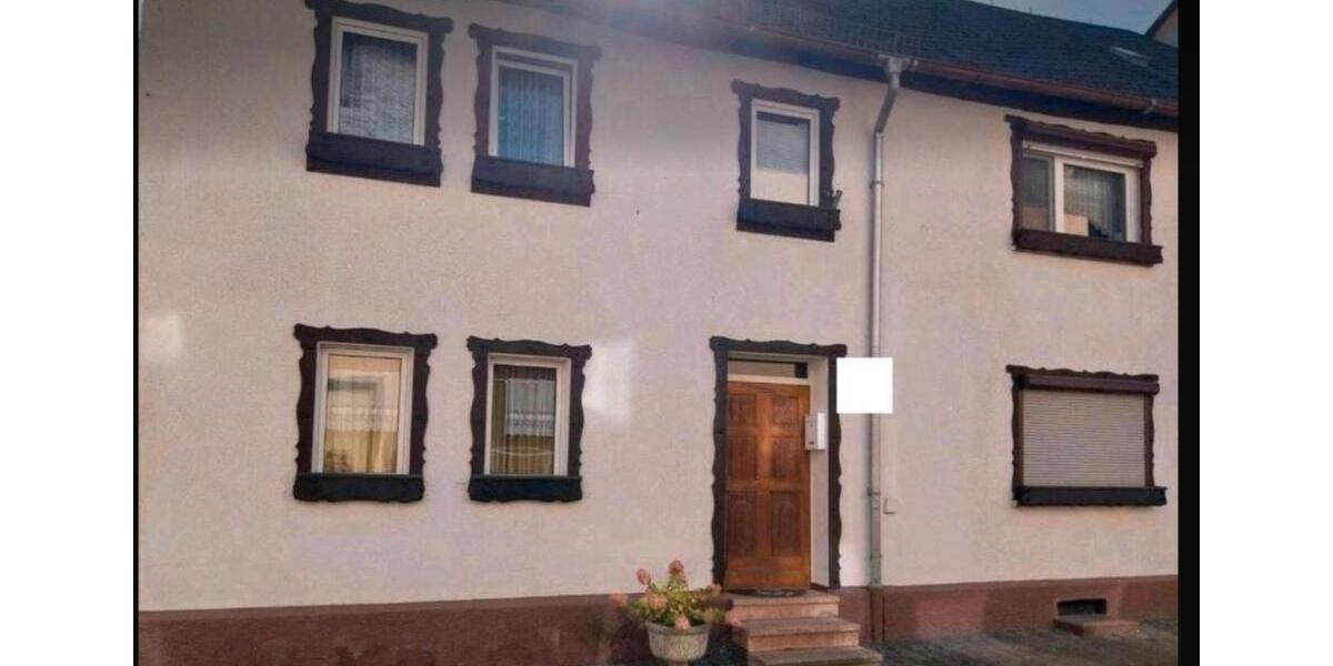 Einfamilienhaus Gemünden - 8 Zimmer, 180 m&sup2;, 1.450&euro; | Angebot:25408921