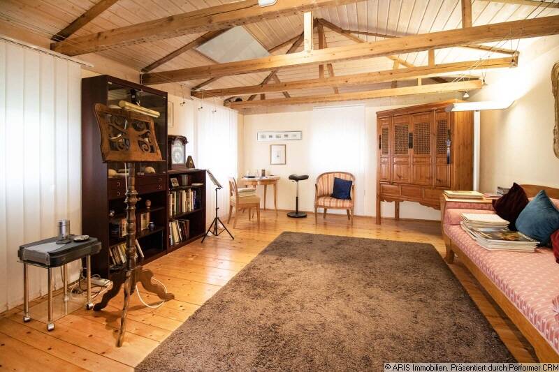 Einfamilienhaus Gräfelfing - 7 Zimmer, 150 m&sup2;, 3.750&euro; | Angebot:26451635