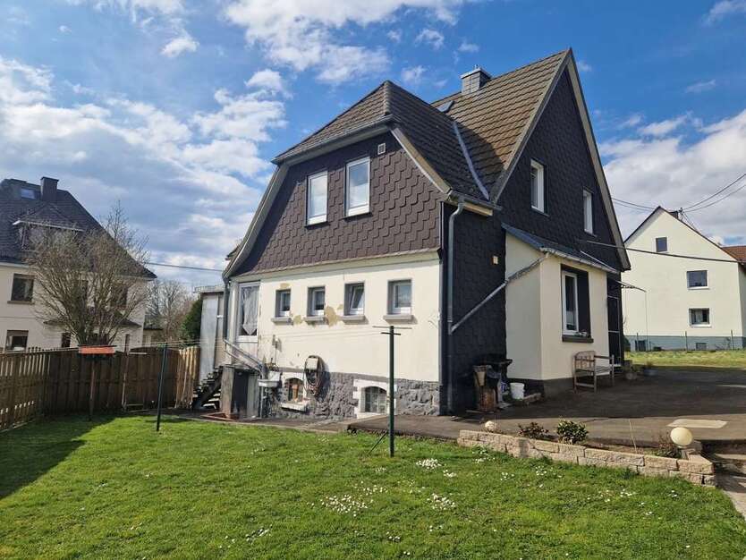 Haus zum Kaufen in Großseifen 195.000 € 134 m²