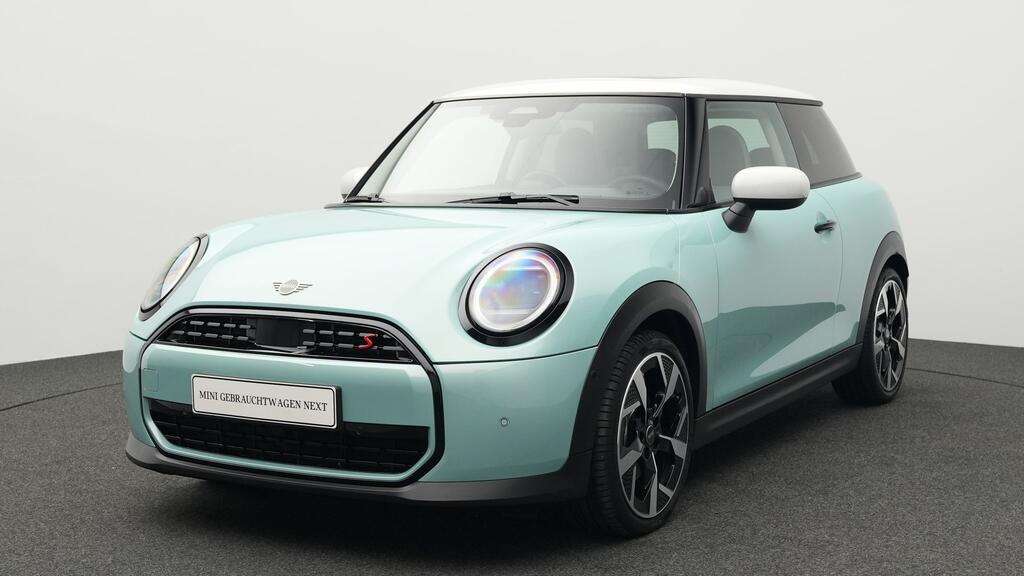 Mini Cooper S 2.734 km 32.740 &euro; München 80788