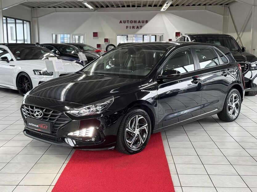 Hyundai i30 97.800 km 16.849 € Erftstadt / Köln 50374