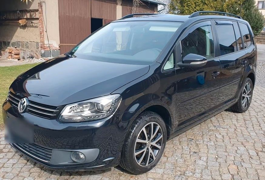 VW Touran 102.000 km 10.990 &euro; Neukirch 01904