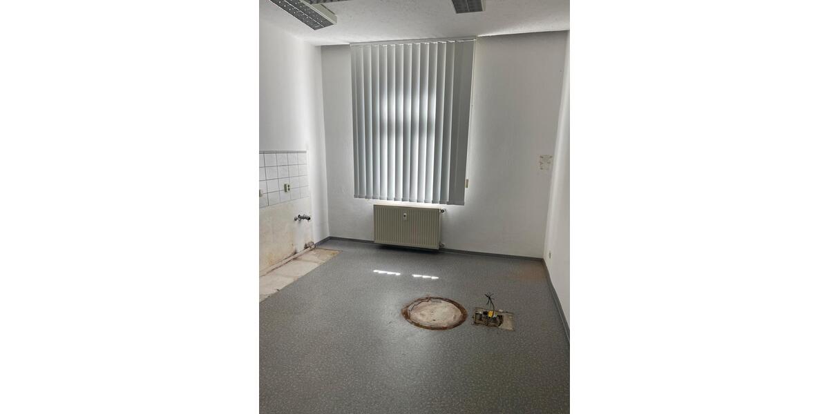 Gewerbeobjekt Plauen Bahnhofsvorstadt - 400&euro; | Angebot:26367811