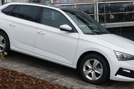 Skoda Scala 5.504 km 24.900 € Buttlar 36419