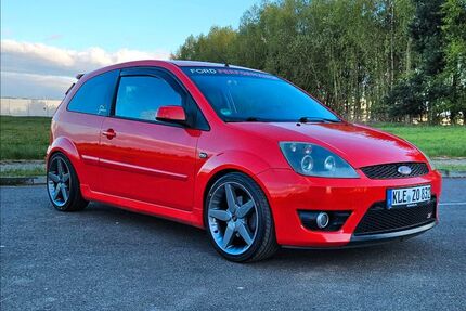 Ford Fiesta 215.000 km 5.000 &euro; Rees 47459
