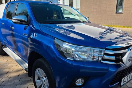 Toyota Hilux 134.000 km 25.990 &euro; Norderstedt b. Hamburg 22848