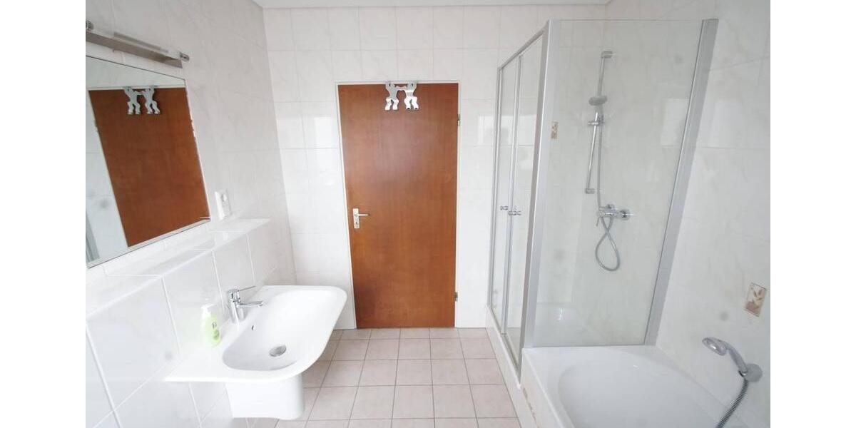 Dachgeschoßwohnung Friedrichsthal - 4 Zimmer, 90 m&sup2;, 146.000&euro; | Angebot:26846179