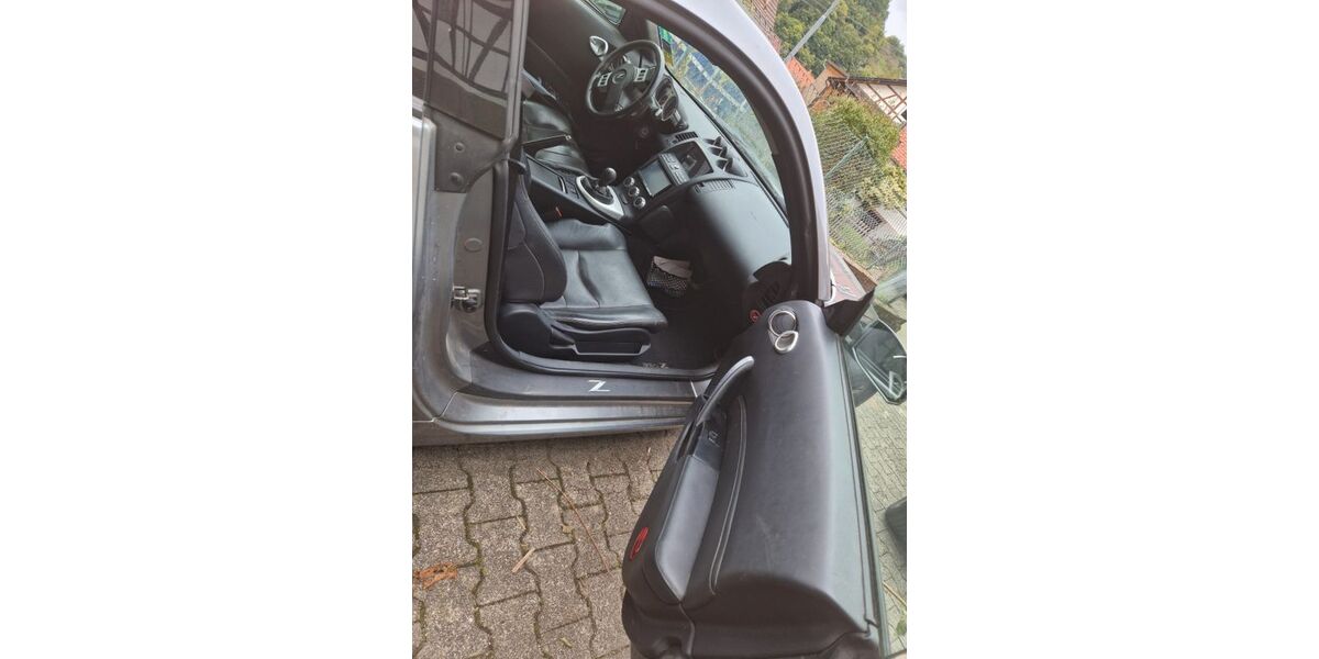 Nissan 350Z 190.678 km 10.999 &euro; Gernsbach 76593