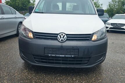 VW Caddy 95.000 km 3.699 &euro; Rosenheim 83026