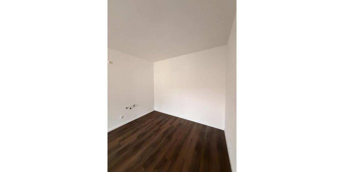 Etagenwohnung Bruck in der Oberpfalz - 3 Zimmer, 84 m&sup2;, 718&euro; | Angebot:26293172