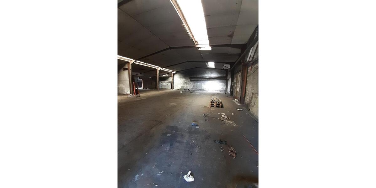 Gewerbeobjekt Lage - 2&euro; | Angebot:25152338