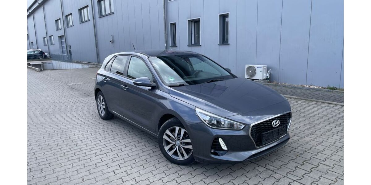 Hyundai i30 96.750 km 11.700 &euro; Leipzig 04209