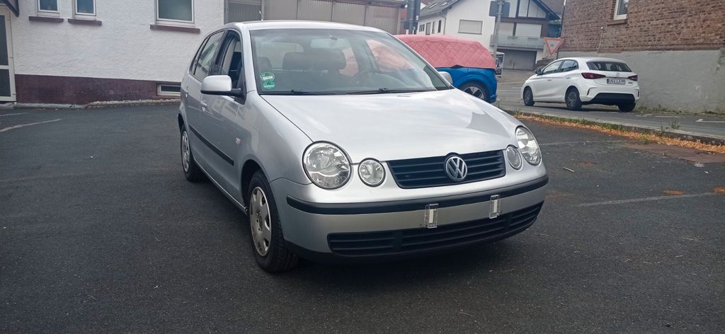 VW Polo 112.000 km 2.400 &euro; Usingen 61250