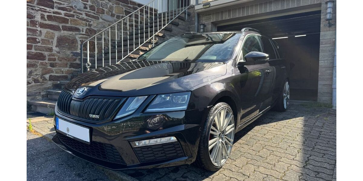 Skoda Octavia 183.000 km 15.499 &euro; Daaden 57567