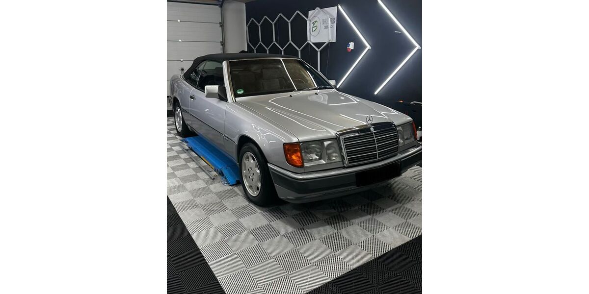 Mercedes-Benz CE 300 148.000 km 22.999 &euro; Albersweiler 76857