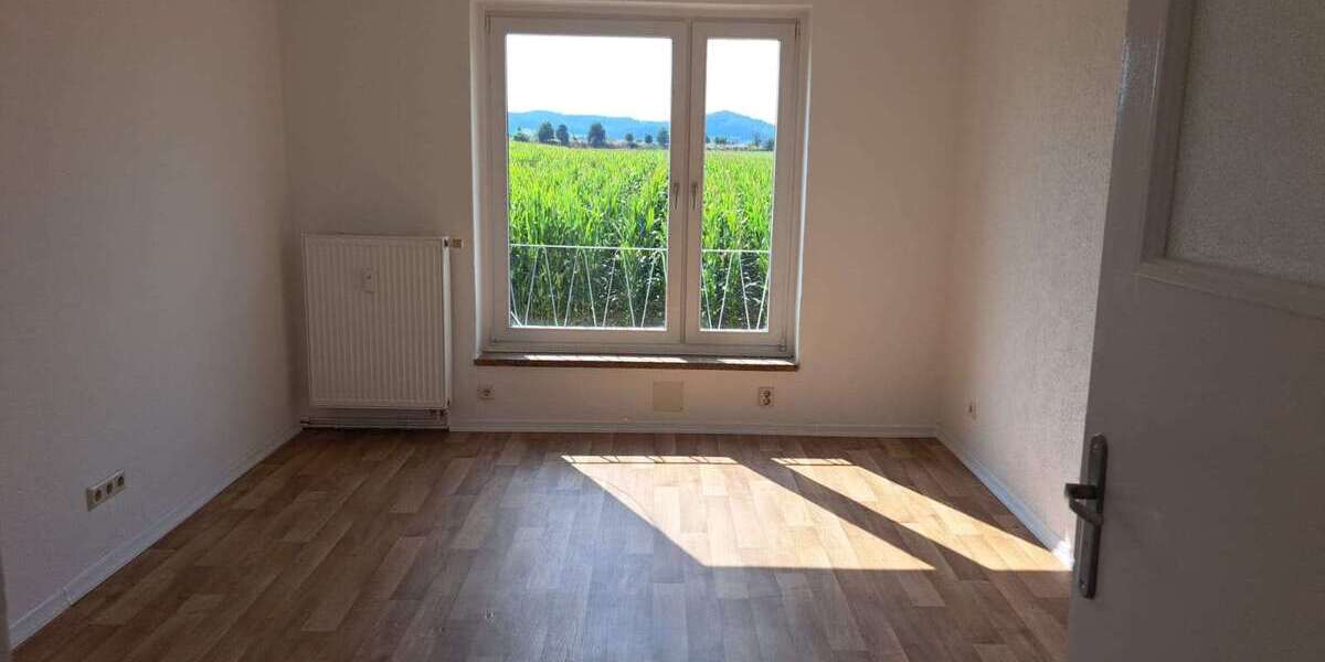 Schicke 2 Zimmer Wohnung mit Einbauküche! - Appartement Elstra Kriepitz | Angebot:24485028