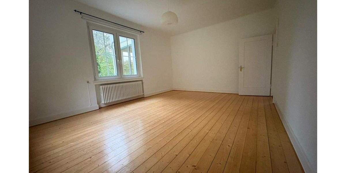 Sonnendurchflutete 6 - Zimmerwohnung mit Terrasse im oberen Ostviertel von Göttingen 6 zimmer